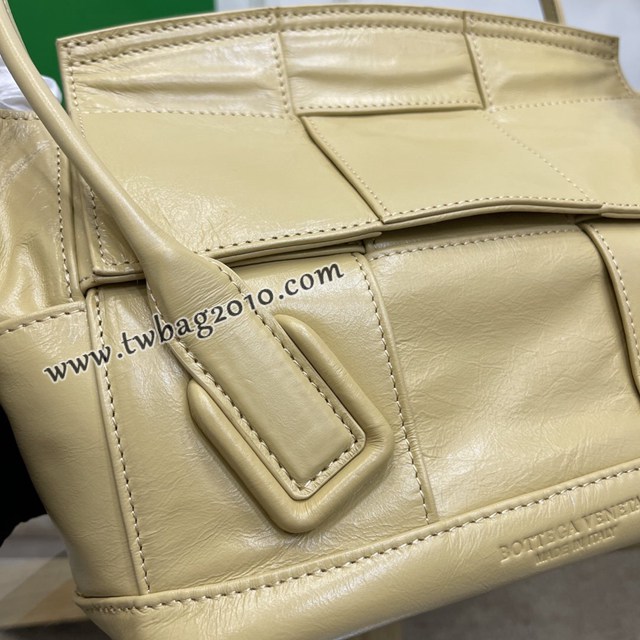 Bottega veneta高端女包 96009s小號 寶緹嘉新款Arco33油蠟皮手提包 BV經典款小牛皮arco女包  gxz1323